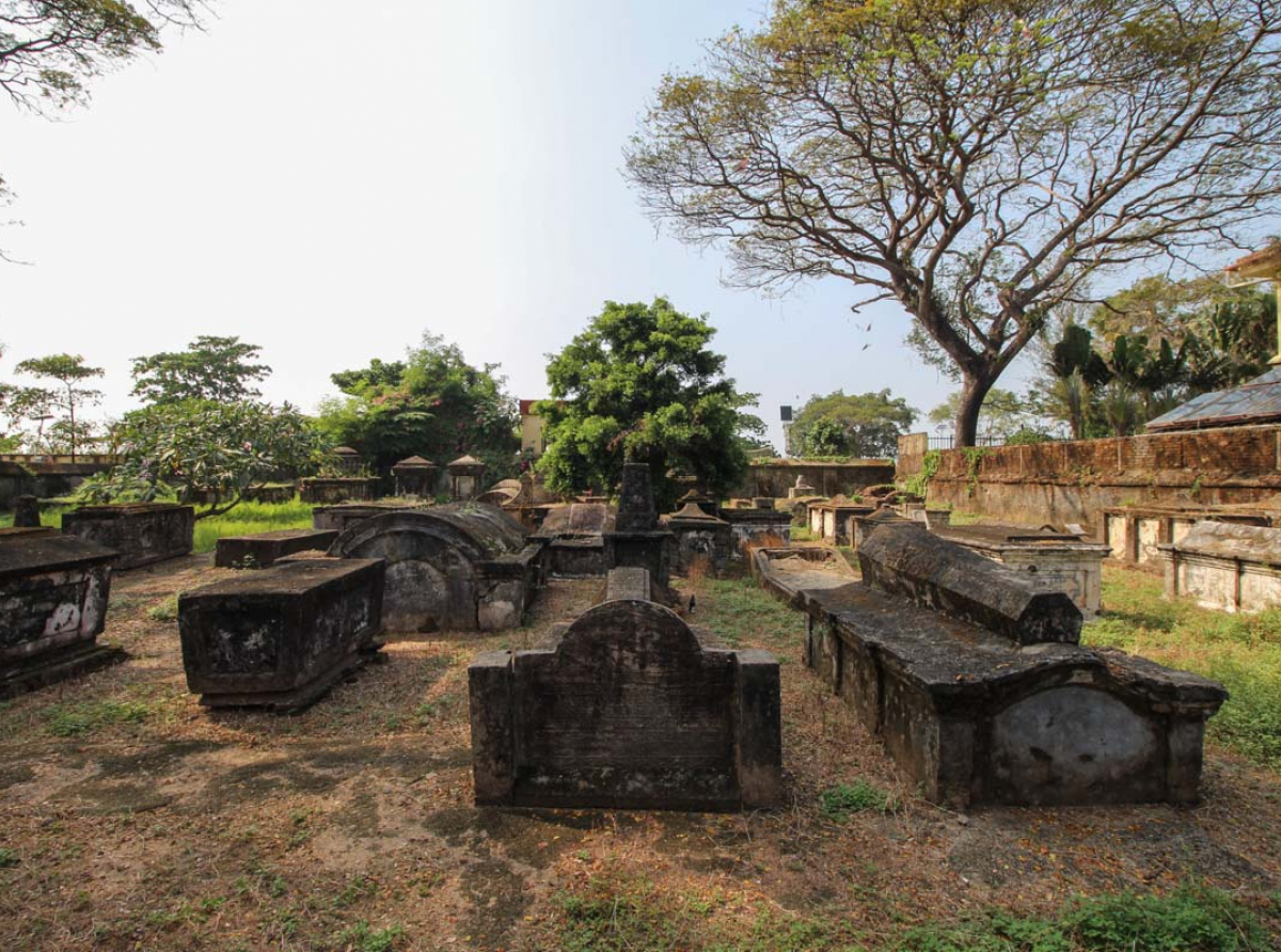 Dutch Cemetery Ernakulam Entry details