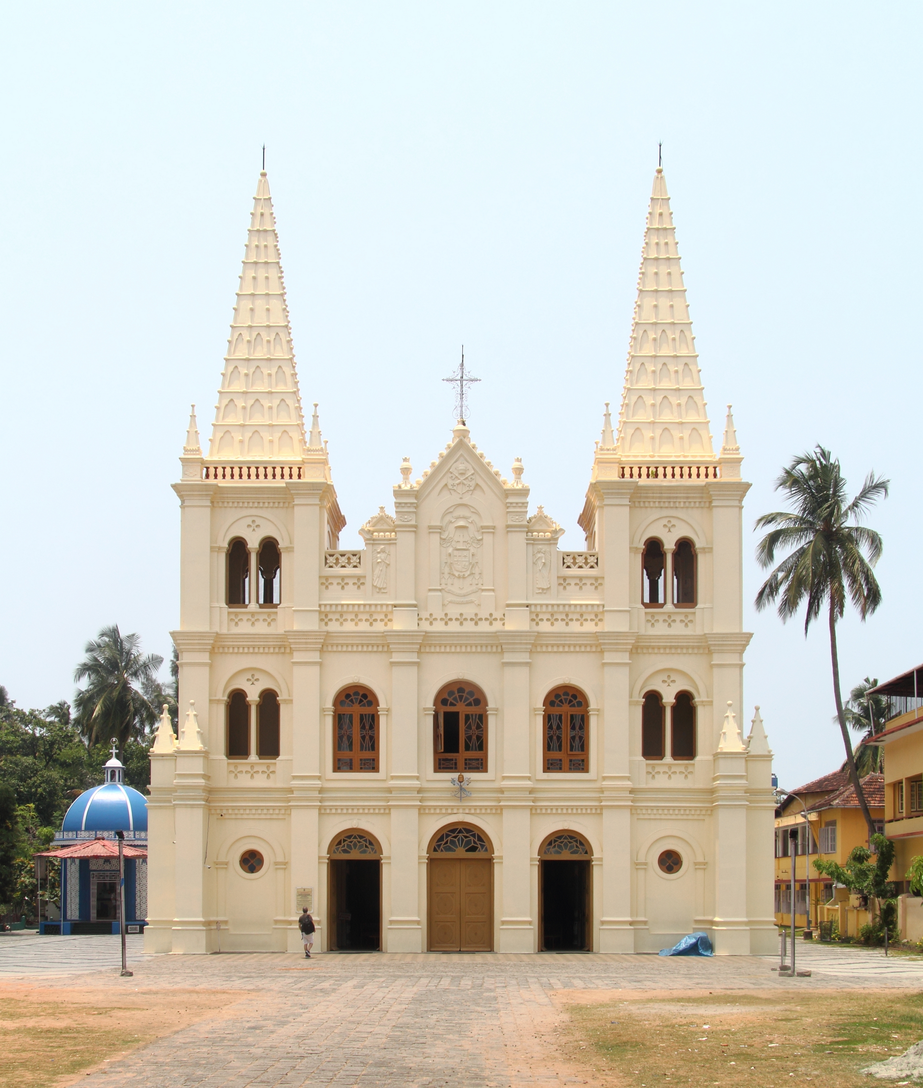 Santa Cruz Basilica Kochi Attractions
